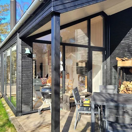 Vakantiehuis With A View Of Fields *